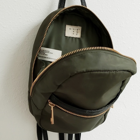 Mini backpack - Picture 3 of 3